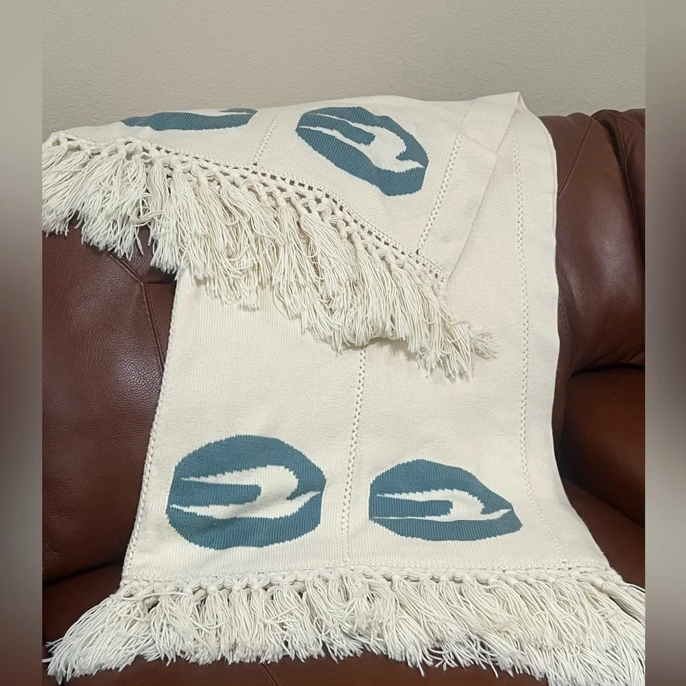 UNBRANDED Cream and Blue Fringed Throw Blanket NAUTICAL APPROXIMATELY 52 X 83